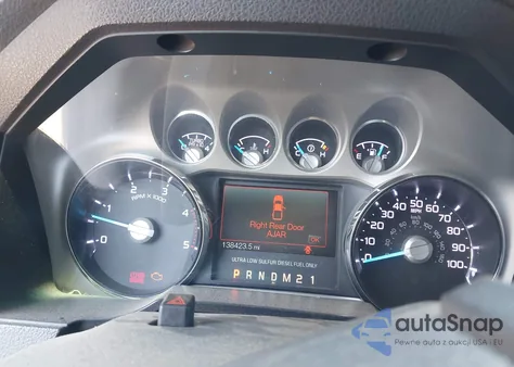 2011 Ford F-250 Lariat z USA, uszkodzony, nr VIN 1FT7W2BT4BEA25697